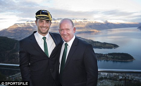 article-2034493-0DB529D100000578-999_468x286